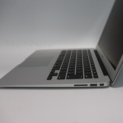 【札幌店】中古  Apple MacBook Air 13インチ 2017 Core i5 1.8GHz/8GB/128GB SSD MQD32J/A 135881 