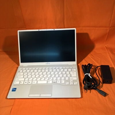 【なんば店】中古  FUJITSU LIFEBOOK UH08/E3 FMVUU8FUV3 (1115G4/8GB/SSD 128GB/WLAN/13.3FHD/W10P64) 3280021262 