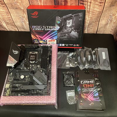 【富士青葉店】中古  ASUS ROG STRIX Z390-F GAMING (Z390 1151 ATX DDR4) 138866 