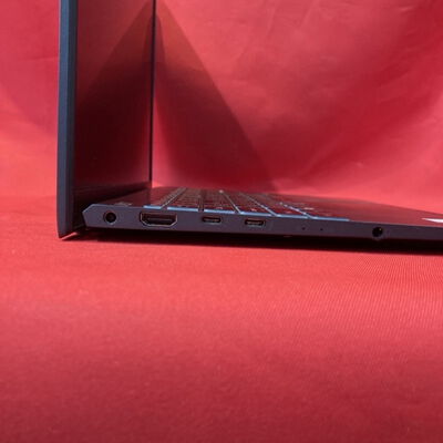【千葉店】中古  Prestige-13-A13M-5009JP 3250006946 