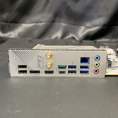 【横浜駅前店】中古  ASRock B760 Pro RS WiFi(B760 1700 ATX DDR5) 167287 