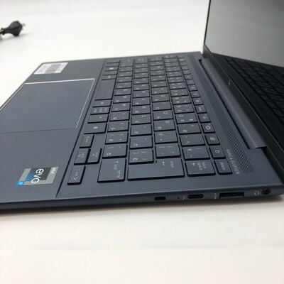 【大分店】中古  HP Dragonfly G4(i7-1355U/16GB/SSD512GB/W11H) 4860001254 
