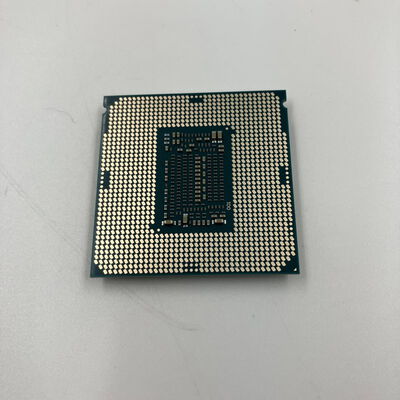 【なんば店】中古  INTEL Core i7 8700K (1151/3.70GHz/12M/C6/T12) 136197 