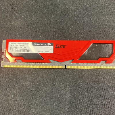 【大宮店】中古  PC4-25600 16GB デスクトップ用(DDR4-3200) 140728 