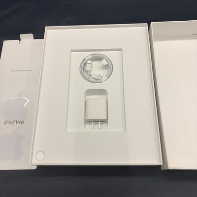 【横浜駅前店】中古  Apple iPad Pro 12.9 (2018) Wi-Fi 256GB シルバー MTFN2J/A 138531 
