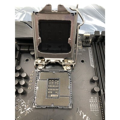 【水戸赤塚店】中古  ASUS ROG STRIX Z390-F GAMING (Z390 1151 ATX DDR4) 138866 