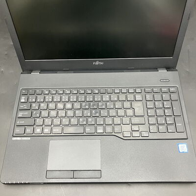 【熊本浜線店】中古  Fujitsu FMVA41003P (i3-8130U/8GB/SSD256GB/DVDマルチ/W11P/1336x768) 5370000735 
