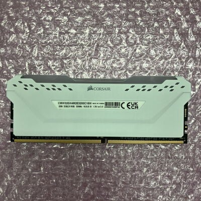 【町田店】中古  PC4-25600 16GB デスクトップ用(DDR4-3200) 140728 