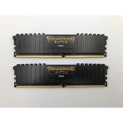 【水戸赤塚店】中古  Corsair CMK16GX4M2A2666C16(DDR4 PC4-21300 8GB 2枚組) 4680003679 