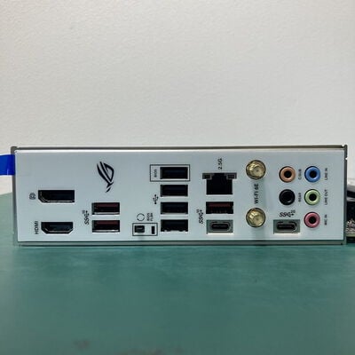 【浦添城間店(沖縄)】中古  ASUS ROG STRIX B650-A GAMING WIFI (B650 AM5 ATX DDR5) 168290 