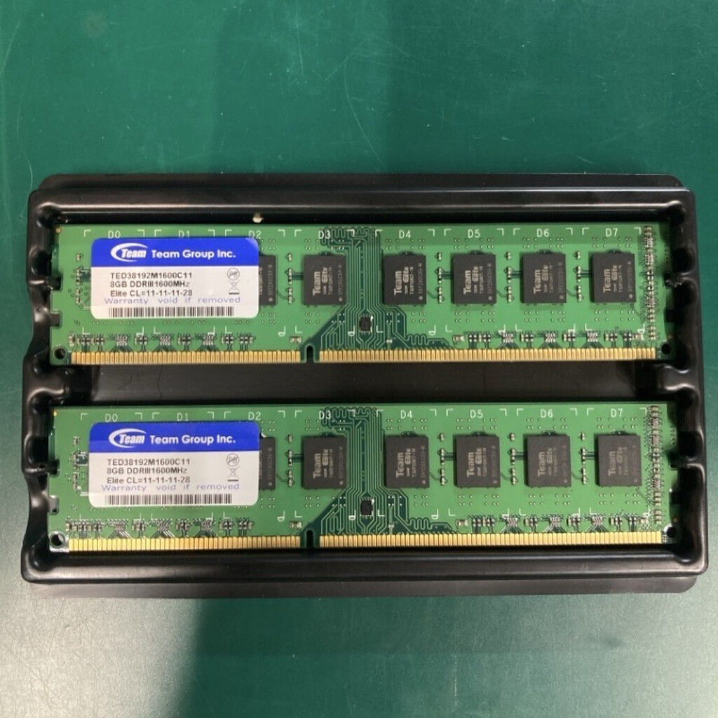 中古 Team DDR3-1600 8GB 2枚組 3250006645 （396949） ｜ パソコン