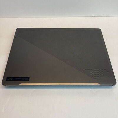 【京都店】中古  ASUS ROG Zephyrus G14 GA402XV GA402XV-R9R4060GL(Ryzen 9 7940HS/16GB/SSD1TB/なし/RTX4060 8GB/14.0/2560&times;1600/W11H) 3180006300 