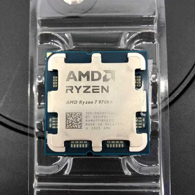 【郡山安積店】中古  AMD Ryzen 7 9700X (AM5/3.8GHz/40M/C8/T16/65W) 169022 