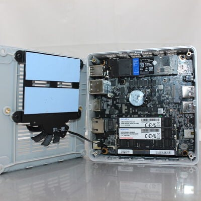 【通販センター】中古  Original PC(AMD Ryzen 7 8745H w/ Radeon 780M Graphics/32GB DDR5 (PC5)/SSD1TB/なし/AMD Radeon 780M Graphics 2GB/W11H64 MAR) 195205 