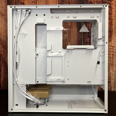 【富士青葉店】中古  NZXT CC-H52FW-01(H5 FLOW WH E-ATX ｶﾞﾗｽ) 5070001486 