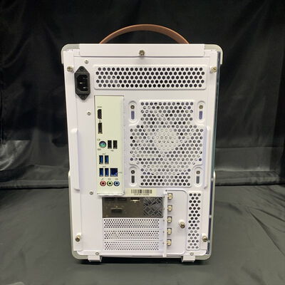 【横浜駅前店】中古  自作PC MONTECH Heritage PRO (Ryzen7 5700X/16GB/RTX4060/ストレージ無/OS無) 1460030109 