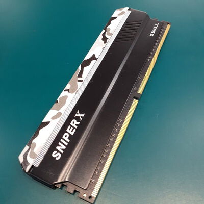 【鹿児島店】中古  PC4-28800 8GB デスクトップ用(DDR4-3600) 140733 