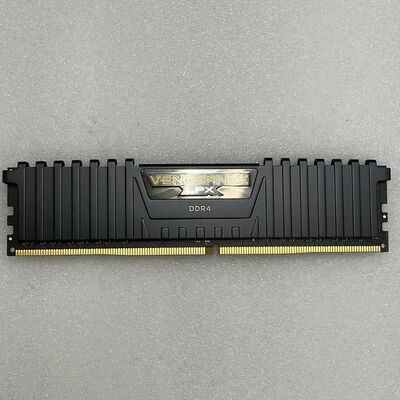 【新潟店】中古  PC4-28800 8GB デスクトップ用 140733 