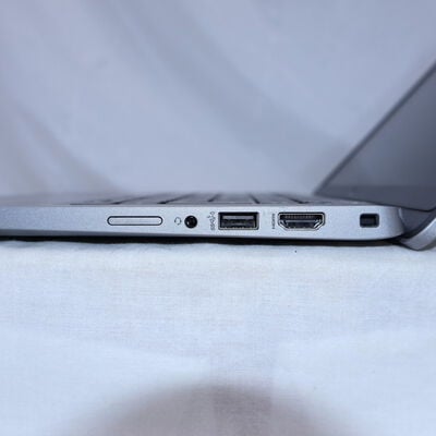 【通販センター】中古  DELL Latitude 5330(Intel Core i5 1245U/8GB DDR4 (PC4)/SSD256GB/なし/オンボード/13.3/1920x1080/Wi-Fi/W11H64 MAR) 204810 