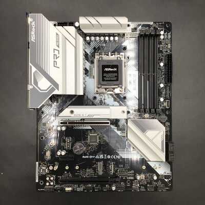 【秋葉原本店】中古  ASRock B650 Pro RS (B650 AM5 ATX DDR5) 152777 