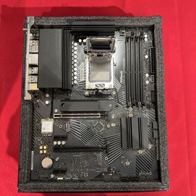 【静岡東瀬名店】中古  ASRock B650 PG Lightning WiFi (B650 AM5 ATX DDR5) 168304 