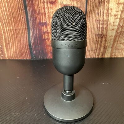 【富士青葉店】中古  Razer Seiren V3 Mini RZ19-05050100-R3M1 [Black] 5070001505 