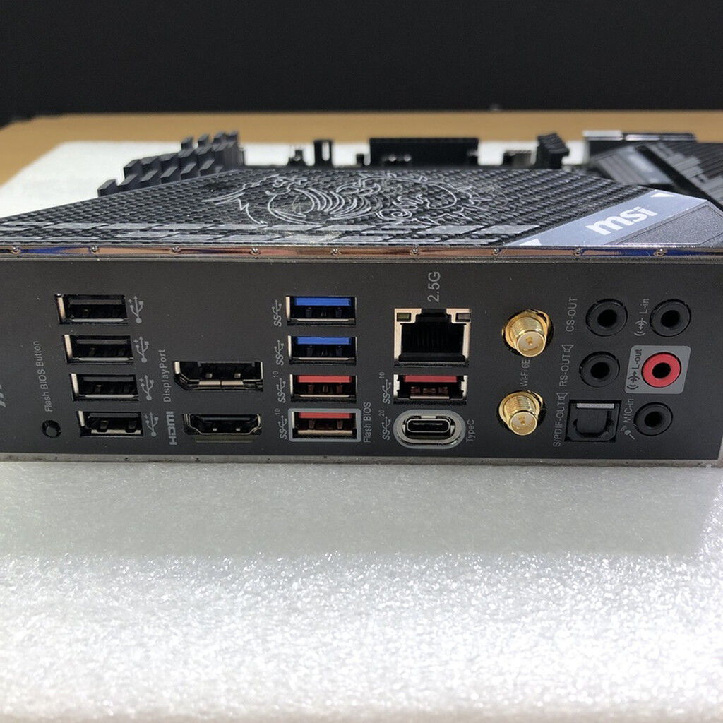 中古 MSI MPG Z590 GAMING CARBON WIFI (Z590 1200 ATX) 144858