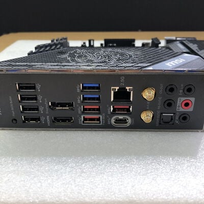 【甲府飯田店】中古  MSI MPG Z590 GAMING CARBON WIFI (Z590 1200 ATX) 144858 