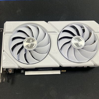 【大宮店】中古  ASUS DUAL-RTX4070S-O12G-EVO-WHITE (RTX4070 SUPER 12GB) 1250006604 
