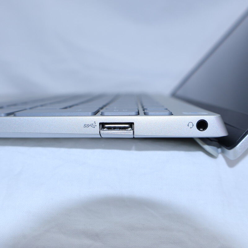 中古 DELL Inspiron 13 5330(Intel Core i5 1340P/16GB/SSD512GB/なし
