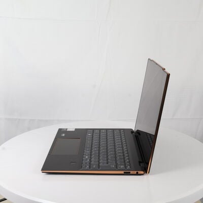 【通販センター】中古  MSI Summit-E13-AI-Evo-A1MTG-4099JP(Intel Core Ultra 7 155H/16GB DDR5 (PC5)/SSD512GB/なし/オンボード/13.3/1920x1200/Wi-Fi/W11H64 MAR) 199341 
