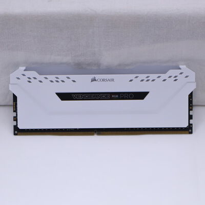 【通販センター】中古  PC4-25600 8GB デスクトップ用(DDR4-3200) 140727 