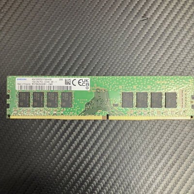 【富士青葉店】中古  PC4-25600 16GB デスクトップ用(DDR4-3200) 140728 