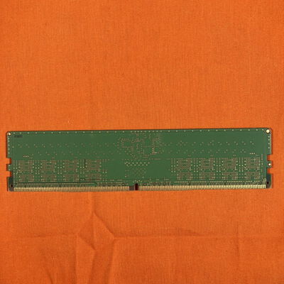 【なんば店】中古  PC5-44800 16GB デスクトップ用 149153 