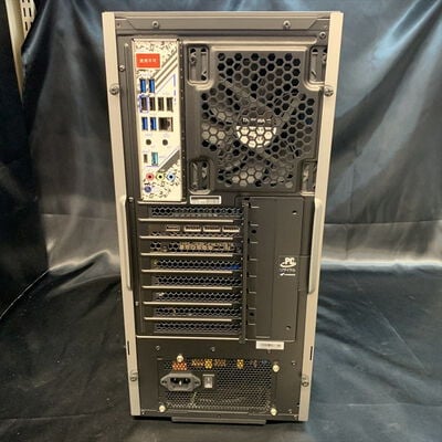 【横浜駅前店】中古  THIRDWAVE GALLERIA XA7R-R57T (AMD Ryzen 7 9800X3D /32GB/SSD1TB//RTX5070Ti/W11H/有線LAN◯無線LAN?) 3400009225 