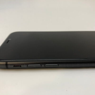 【大分店】中古  【SoftBank】 Apple iPhone11 6.1インチ 64GB (ブラック) MWLT2J/A 140613 