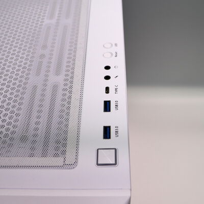 【札幌店】中古  自作パソコン(Ryzen 7 9800X3D/32GB/SSD1TB/なし/RTX5080 16GB) 3210015945 