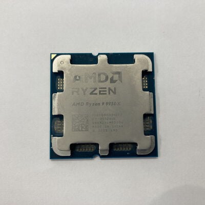 【福山ココローズ店】中古  AMD Ryzen 9 9950X (AM5/4.3GHz/80M/C16/T32/170W) 169024 