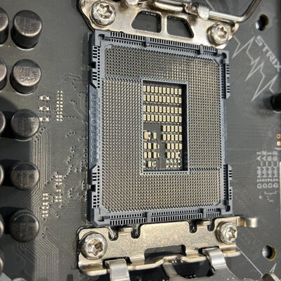 【鹿児島店】中古  ASUS ROG STRIX B660-F GAMING WIFI (B660 ATX DDR5) 150343 