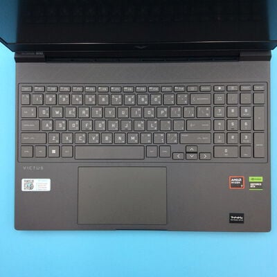 【秋葉原本店】中古  HP victus hp gaming laptop 15-fb2xxx(Ryzen 7 8845HS/16GB/SSD1TB/RTX4060/W11H) 3410012964 
