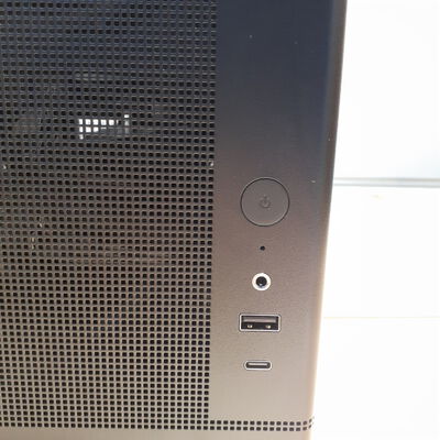 【鹿児島店】中古  自作PC(Ryzen 7 5700X/32GB/SSD1TB/RX9070/W11H) 4700001022 