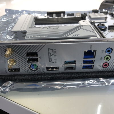 【姫路店】中古  ASRock B760M Pro RS WiFi White (B760 1700 mATX DDR5) 4740000967 