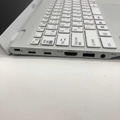 【郡山安積店】中古  Fujitsu LIFEBOOK FMVUU8FUV3(i5-1135G7/8GB/SSD256GB/W11H) 4640001884 