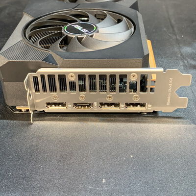 【横浜駅前店】中古  ASUS DUAL-RX7600-O8G (RX7600 8G) 162752 