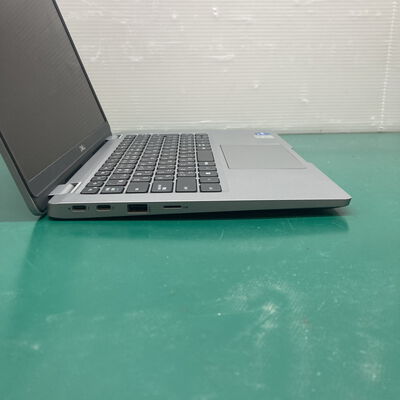 【浦添城間店(沖縄)】中古  DELL Latitude 5320 (Intel Core i7 1185G7 3.0GHz/16GB/SSD256GB/-/-/13.3/1920x1080/Wi-Fi/WEBCAM/W11H MAR) 183795 