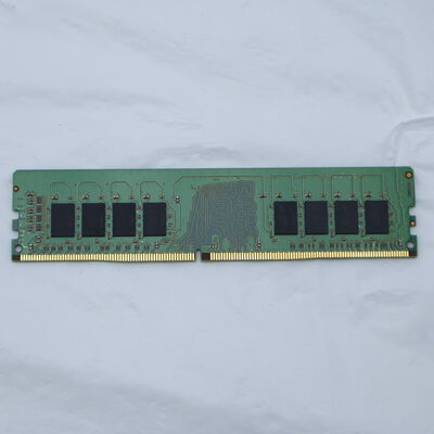 【通販センター】中古  PC4-25600 8GB デスクトップ用(DDR4-3200) 140727 