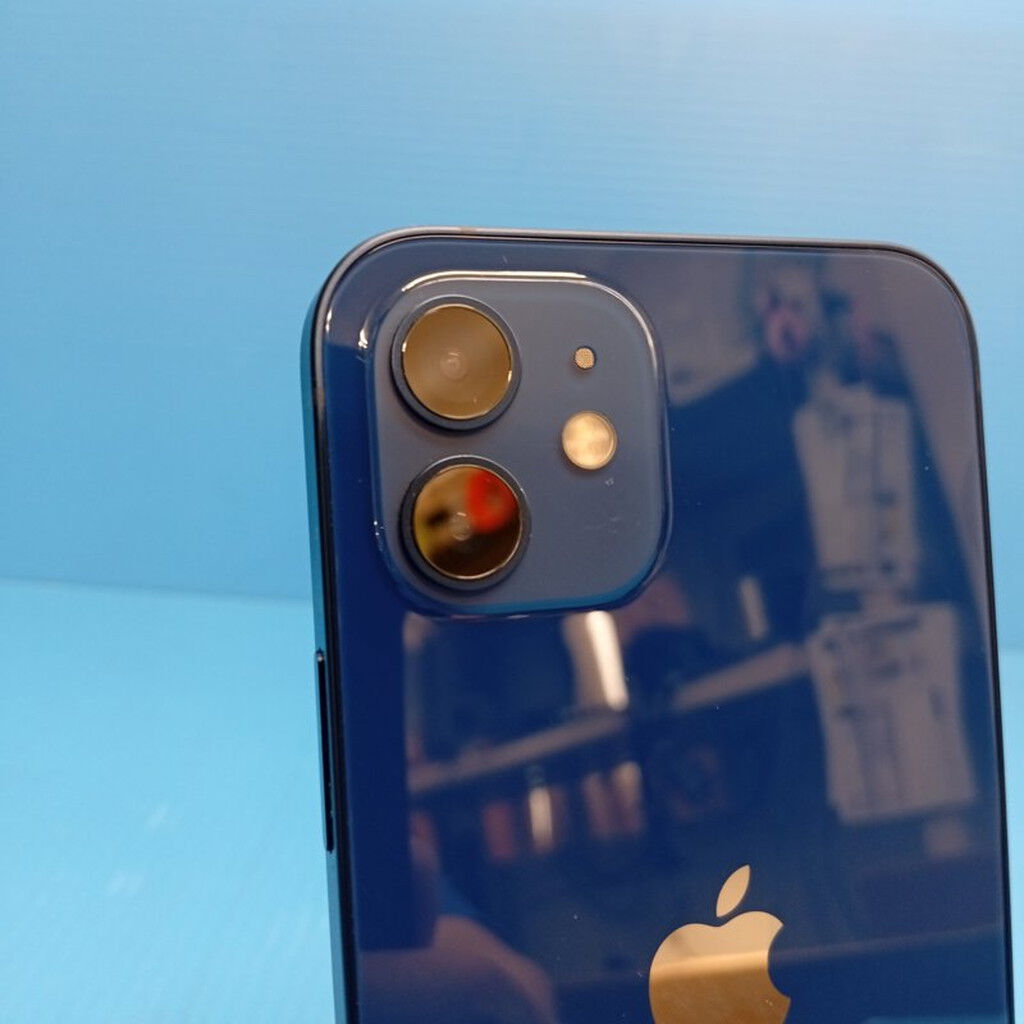 中古 【docomo】Apple iPhone12 6.1インチ 64GB (ブルー) MGHR3J/A