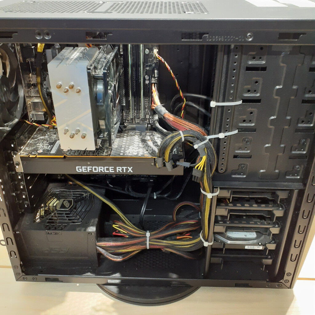 中古 GALLERIA XF(i7 9700K/16GB/SSD512GB/HDD2TB/-/RTX2070 SUPER