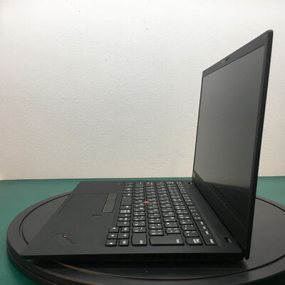 【佐賀南部バイパス店】中古  Lenovo Thinkpad X1 Carbon　GEN8(i7-10610U/16GB/SSD128GB/W11P) 5250001557 