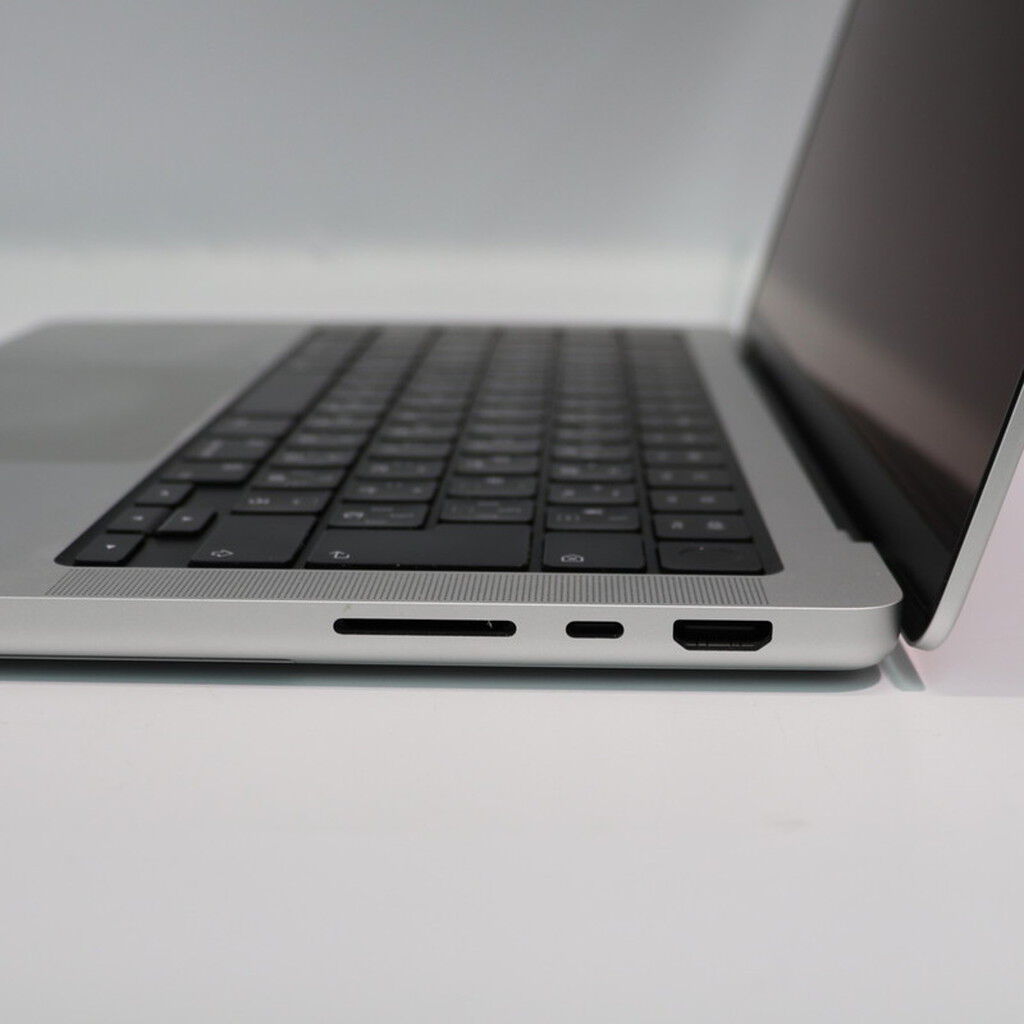 中古 Apple MacBook Pro 14インチ 2021 (M1Pro 8CPU 14GPU/16GB/512GB
